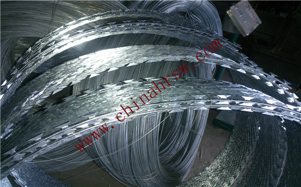 不銹鋼刀片刺繩 不銹鋼刀片刺繩