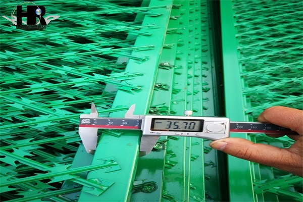 刀片刺網包裝方法 刀片刺網包裝方法